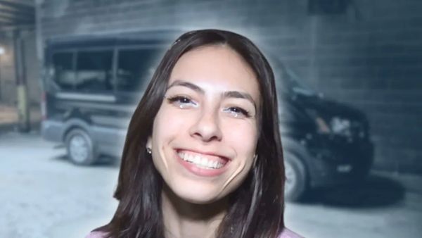 Brooke Alexx - BUS INVADERS Ep. 2084 [VIDEO]