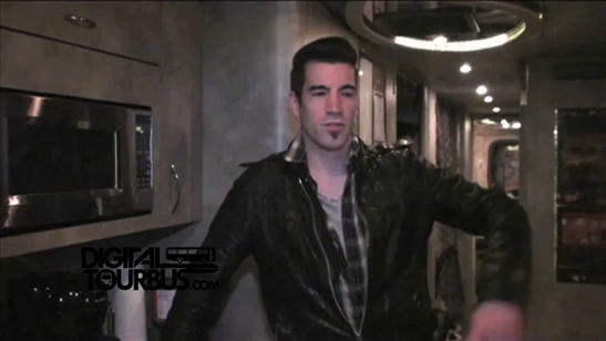 Theory of a Deadman – BUS INVADERS Ep. 332