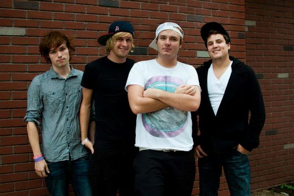 Anywhere But Here Tour feat. Freshman 15 – REVIEW