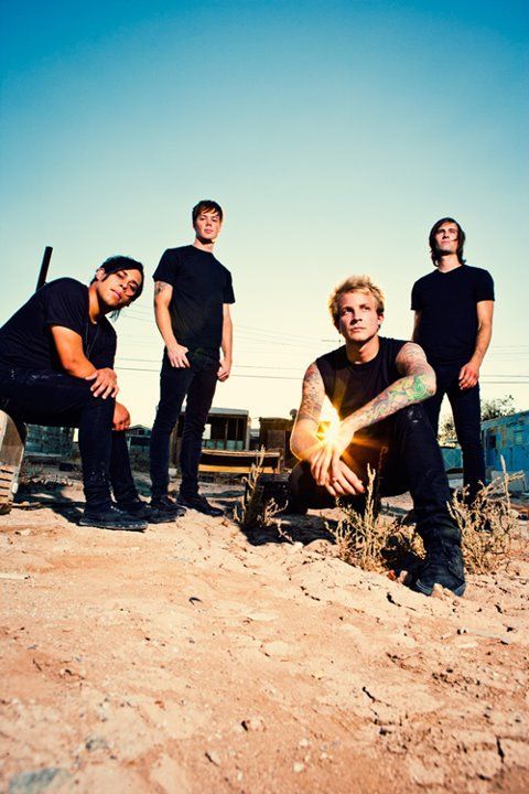 Girl on Fire – 2nd ROAD VLOG from their “Winter Tour 2012” w/ Burn Halo & Hell or Highwater