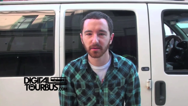 Honor Bright – BUS INVADERS Ep. 170