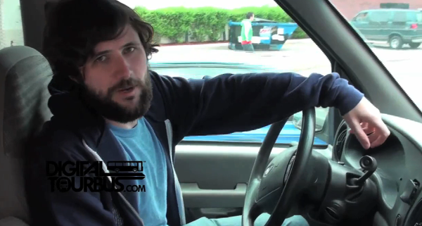 Straylight Run – BUS INVADERS Ep. 43