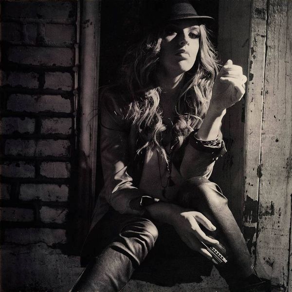 ZZ Ward Announces “Last Love Tour”