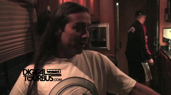 Slightly Stoopid – BUS INVADERS Ep. 286