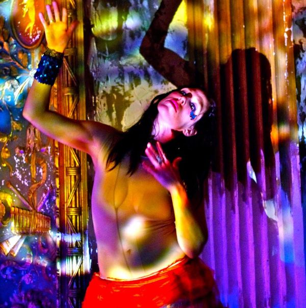 Shana Falana Announces U.S. Summer Tour