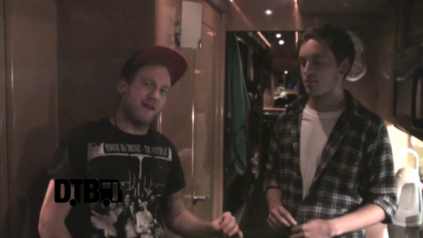Architects UK – CRAZY TOUR STORIES [VIDEO]