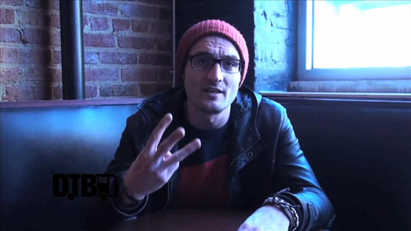 Cute Is What We Aim For – CRAZY TOUR STORIES [VIDEO]