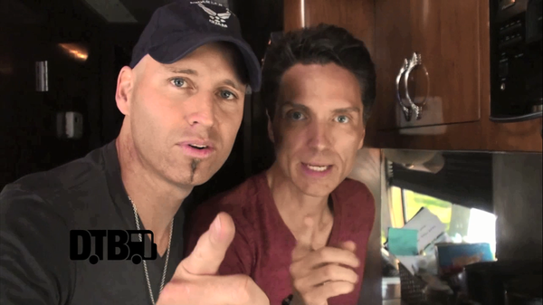 Vertical Horizon (feat. Richard Marx) – BUS INVADERS Ep. 492 [VIDEO]