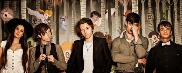 Nightmare and the Cat – ROAD BLOG from “U.S. Tour with Bastille”
