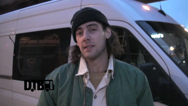 Skaters – BUS INVADERS Ep. 608 [VIDEO]