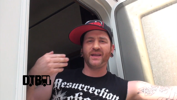 3 Years Hollow – BUS INVADERS Ep. 657 [VIDEO]