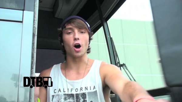 Emblem3 – BUS INVADERS Ep. 651 [VIDEO]