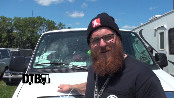 Heart to Heart – BUS INVADERS Ep. 677 [VIDEO]