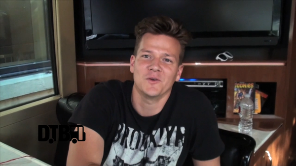 Tyler Ward – TOUR TIPS [VIDEO]