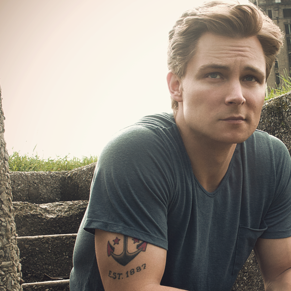 Frankie Ballard’s “Light ‘Em Up Tour” – Ticket Giveaway