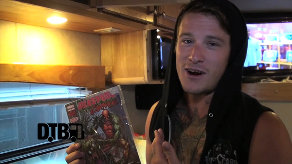 Get Scared – BUS INVADERS Ep. 689 [VIDEO]