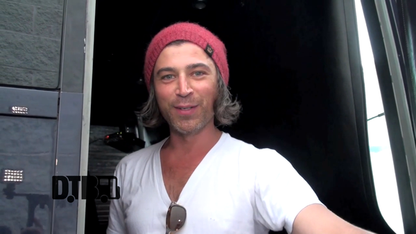 Soul Asylum – BUS INVADERS Ep. 702 [VIDEO]