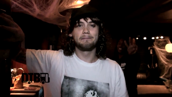 MKTO – BUS INVADERS Ep. 710 [VIDEO]