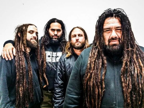 Skinlab – 4th ROAD BLOG from the “Twenty Years In The Trenches Tour” with 36 Crazyfists