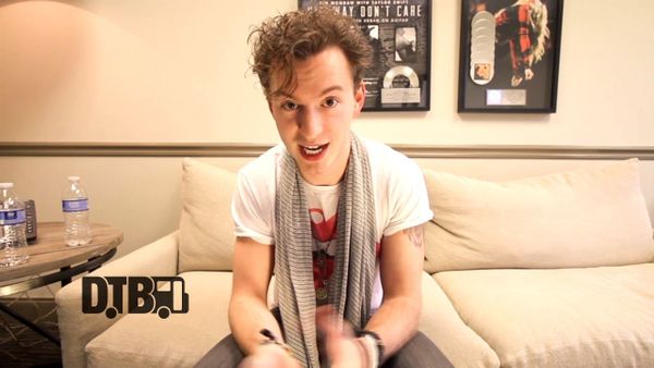 Dakota Bradley – CRAZY TOUR STORIES Ep. 253 [VIDEO]