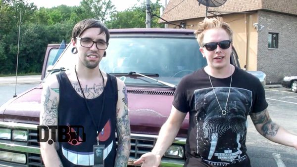 Hail to the King – BUS INVADERS Ep. 730 [VIDEO]