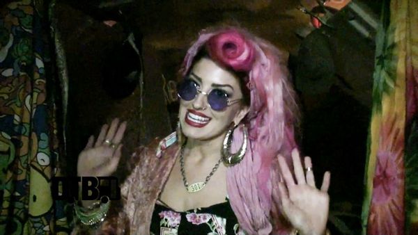 Neon Hitch – BUS INVADERS Ep. 731 [VIDEO]