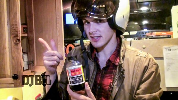 Magic Man – BUS INVADERS Ep. 740 [VIDEO]