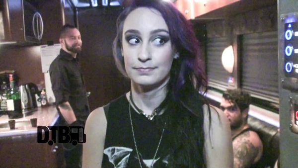 Stars In Stereo – BUS INVADERS Ep. 742 [VIDEO]