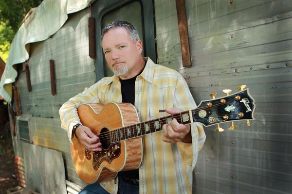 John Berry Announces His 19th Annual Christmas Tour