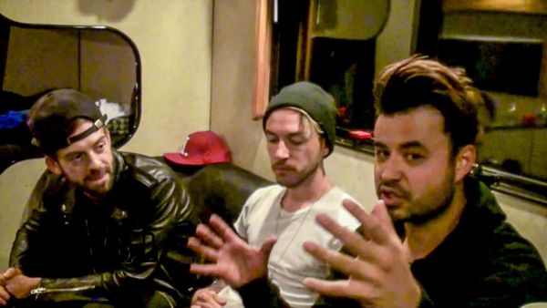 Young Guns – CRAZY TOUR STORIES Ep. 299 [VIDEO]