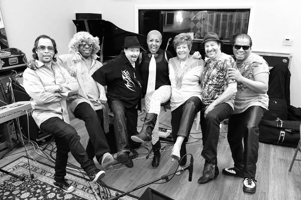 The Family Stone to Headline “Hippiefest Tour 2015”