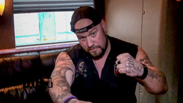 Saving Abel – CRAZY TOUR STORIES Ep. 315 [VIDEO]