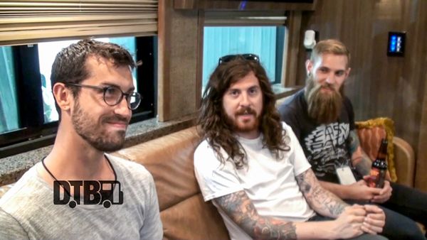 The Devil Wears Prada – CRAZY TOUR STORIES Ep. 319 [VIDEO]