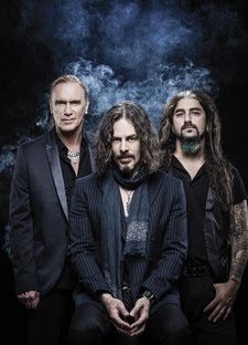 The Winery Dogs Announce U.S. Headline Tour Dates