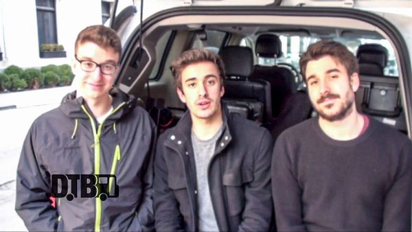 AJR – CRAZY TOUR STORIES Ep. 323 [VIDEO]
