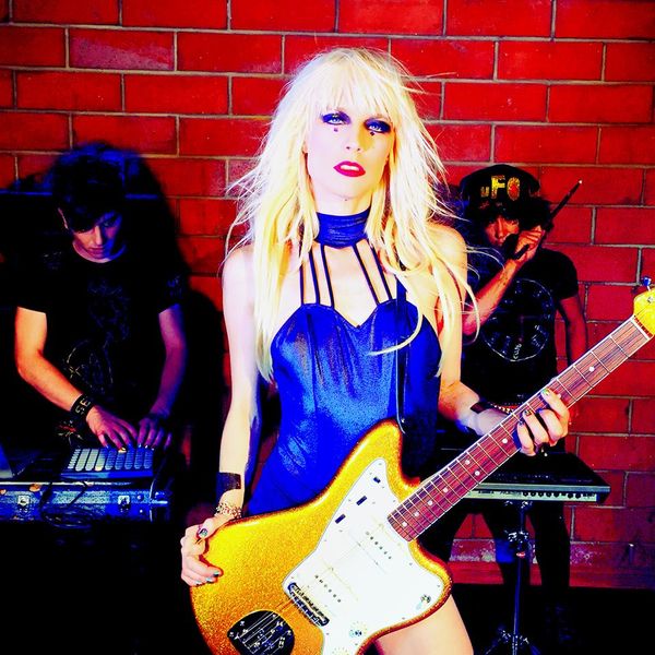 Kate Crash & The UFO Club – DREAM TOUR