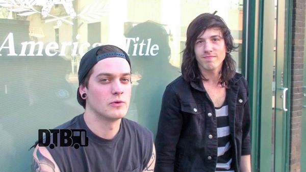 The Funeral Portrait – CRAZY TOUR STORIES Ep. 338 [VIDEO]