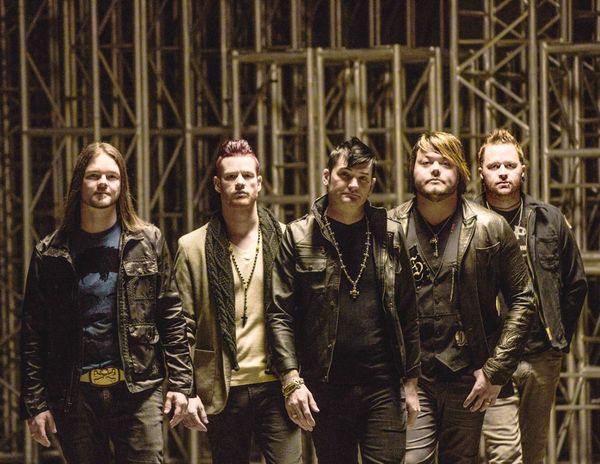 Hinder Announces U.S. Tour Dates with Saving Abel, Saint Asonia + More