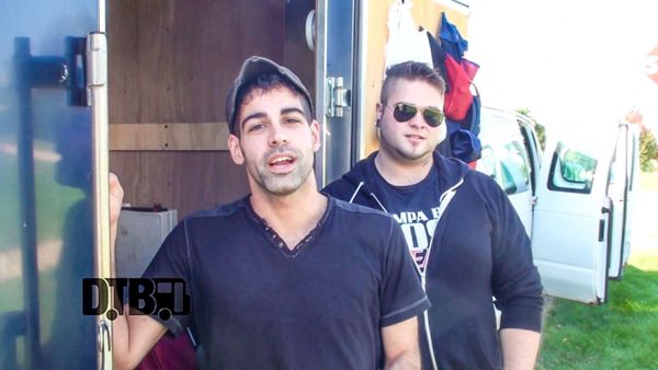 Absence of Despair – BUS INVADERS Ep. 969 [VIDEO]