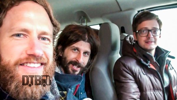 AudioDamn! – BUS INVADERS Ep. 1005 [VIDEO]