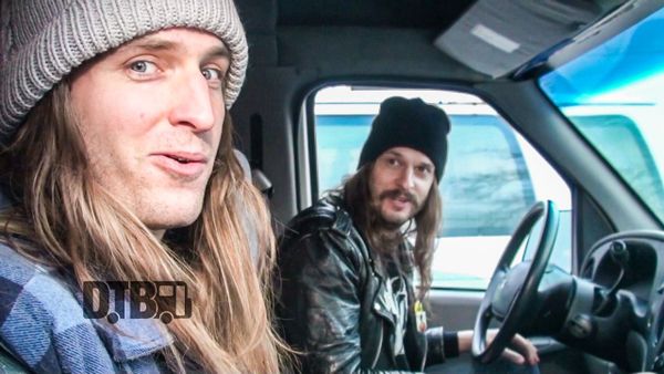 Cauldron – BUS INVADERS Ep. 1009 [VIDEO]