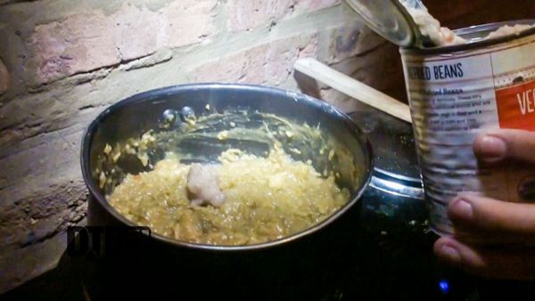 Open Your Eyes Prepares Their “Tour Slop” Meal – COOKING AT 65MPH Ep. 23 [VIDEO]