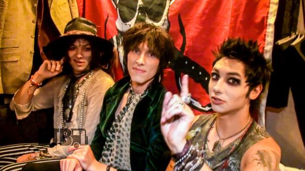 Palaye Royale – TOUR TIPS (Top 5) Ep. 594 [VIDEO]