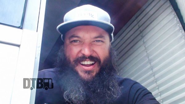 Pepper – BUS INVADERS Ep. 1056 [VIDEO]