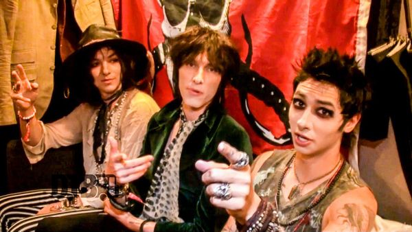 Palaye Royale – DREAM TOUR Ep. 450 [VIDEO]