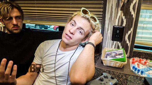 R5 – DREAM TOUR Ep. 544 [VIDEO]