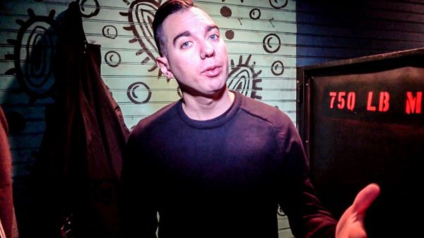 Anti-Flag’s Chris No. 2 – TOUR TIPS (Top 5) Ep. 728 [VIDEO]