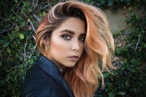 CeCe – PRESHOW RITUALS