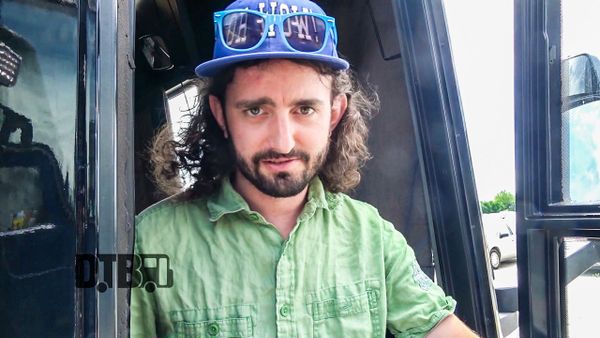 Alestorm – BUS INVADERS Ep. 1212 [VIDEO]