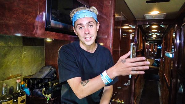 Sammy Adams – CRAZY TOUR STORIES Ep. 570 [VIDEO]